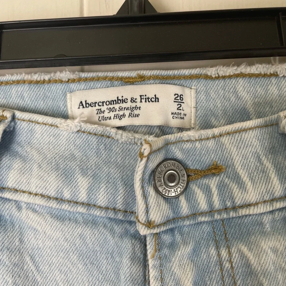 Abercrombie Fitch‎ Straight Ultra High Rise 26